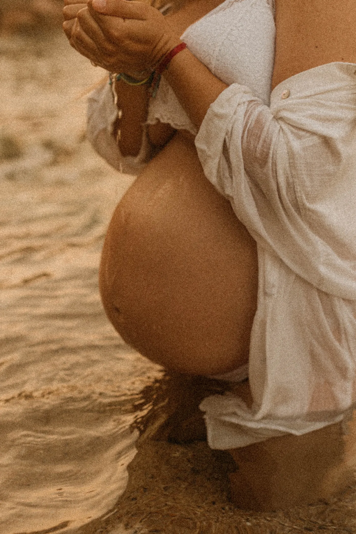 Fotografía de sesión Embarazo en el Maresme - Lorea Fotografía